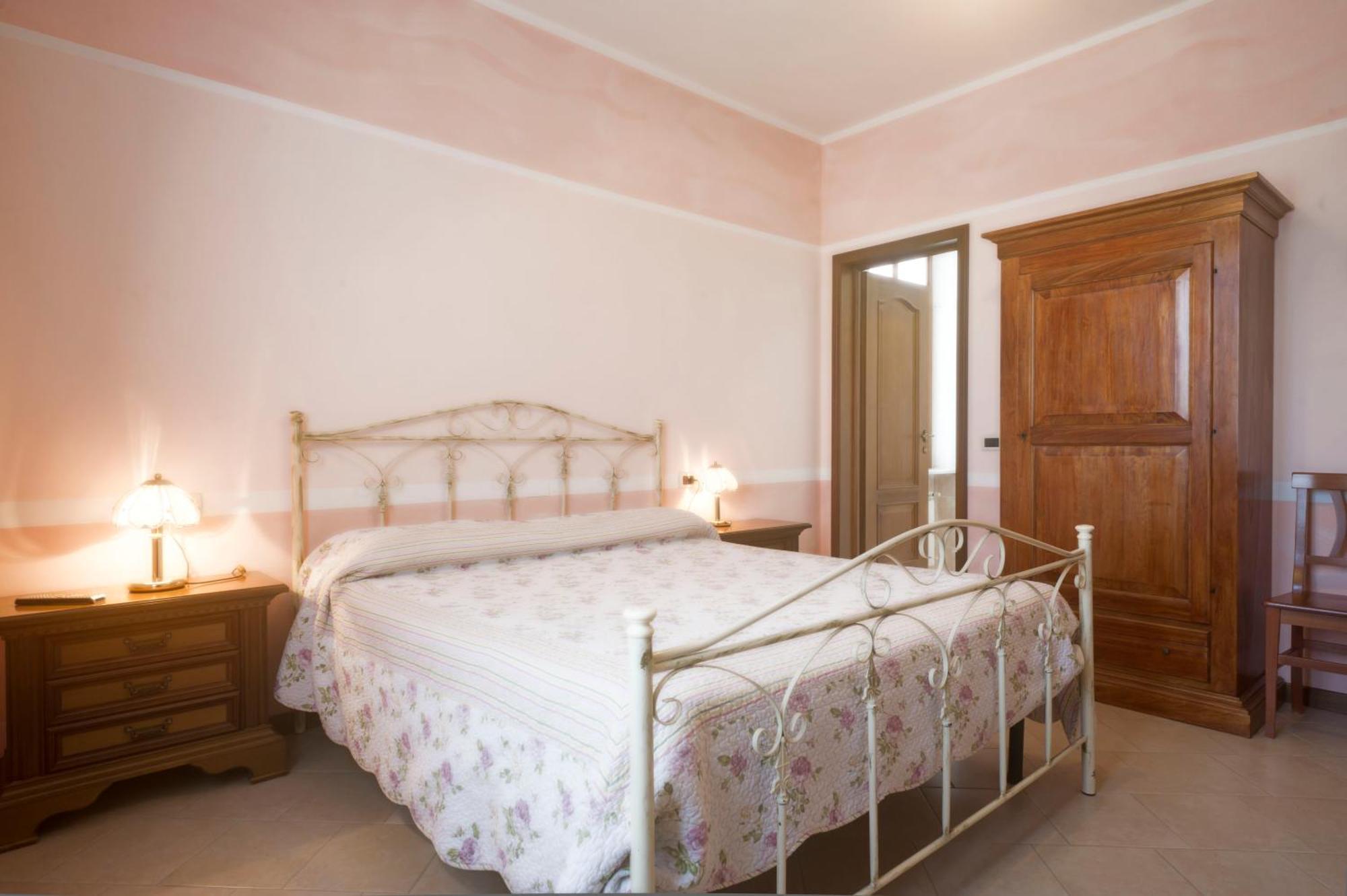 Villa Dircea CastellʼArquato Esterno foto
