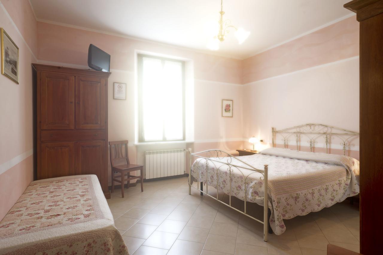 Villa Dircea CastellʼArquato Esterno foto
